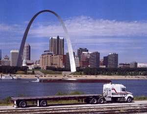 Reichmann truck driving by the St. Louis Gateway Arch